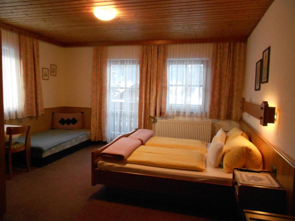 Pension Thorerhof Haus im Ennstal Pokoj fotografie